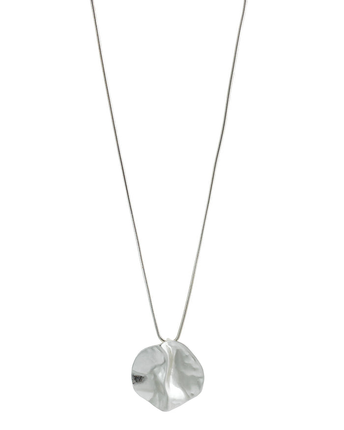 Thea Necklace displayed on white background – Dauplaise Jewelry