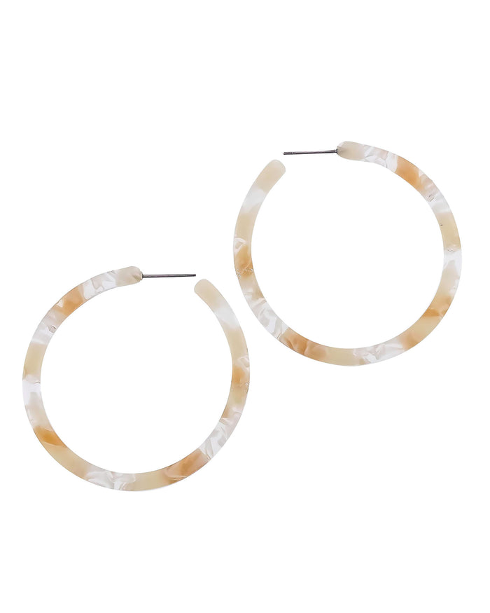 Coral Mist Multi-Lucite Hoop Earrings displayed on white background – Dauplaise Jewelry