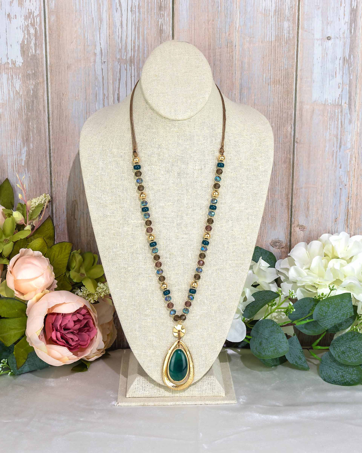 Emerald Orbit Elegance