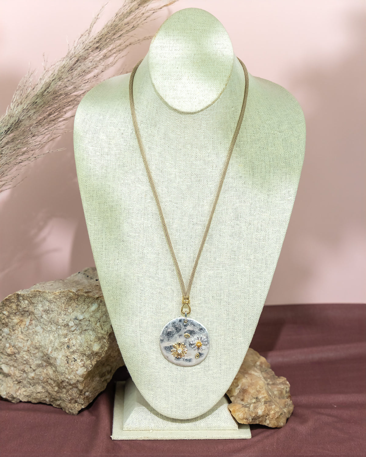 Daisy Disc Pendant Necklace