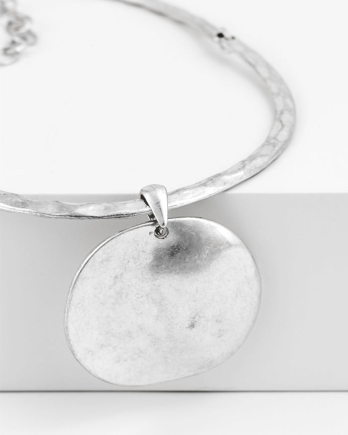 Silver-tone disc drop necklace on fine chain – Dauplaise Jewelry