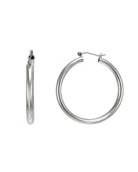 Classic medium-sized silver hoop earrings – Dauplaise Jewelry