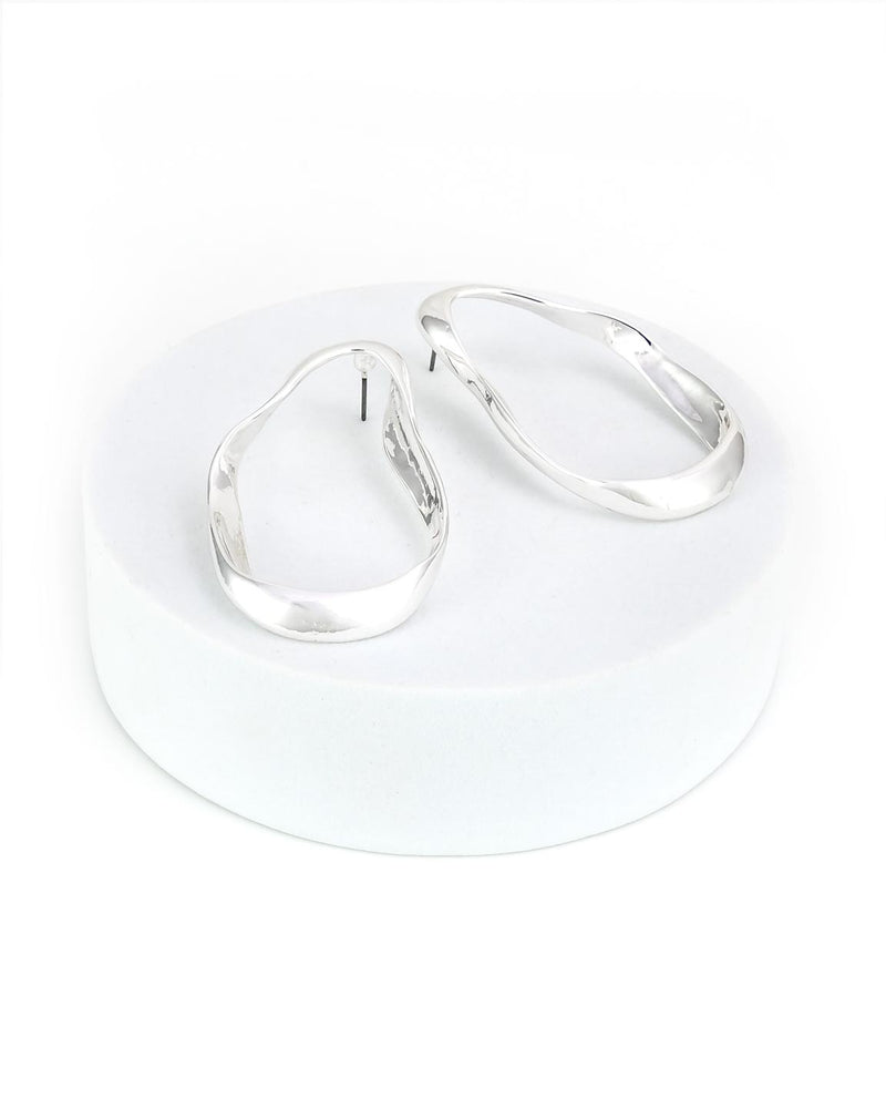 Dauplaise Jewelry - Sculpted Metal Hoops