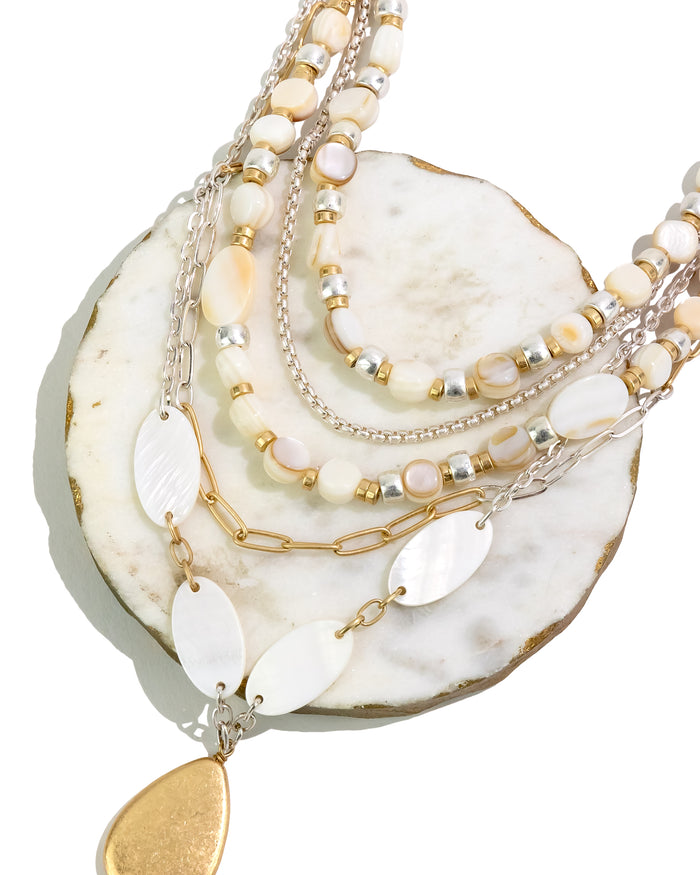 Gilded Elegance Swag Teardrop Necklace