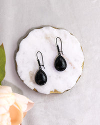 Noir Pavé Teardrop Wires