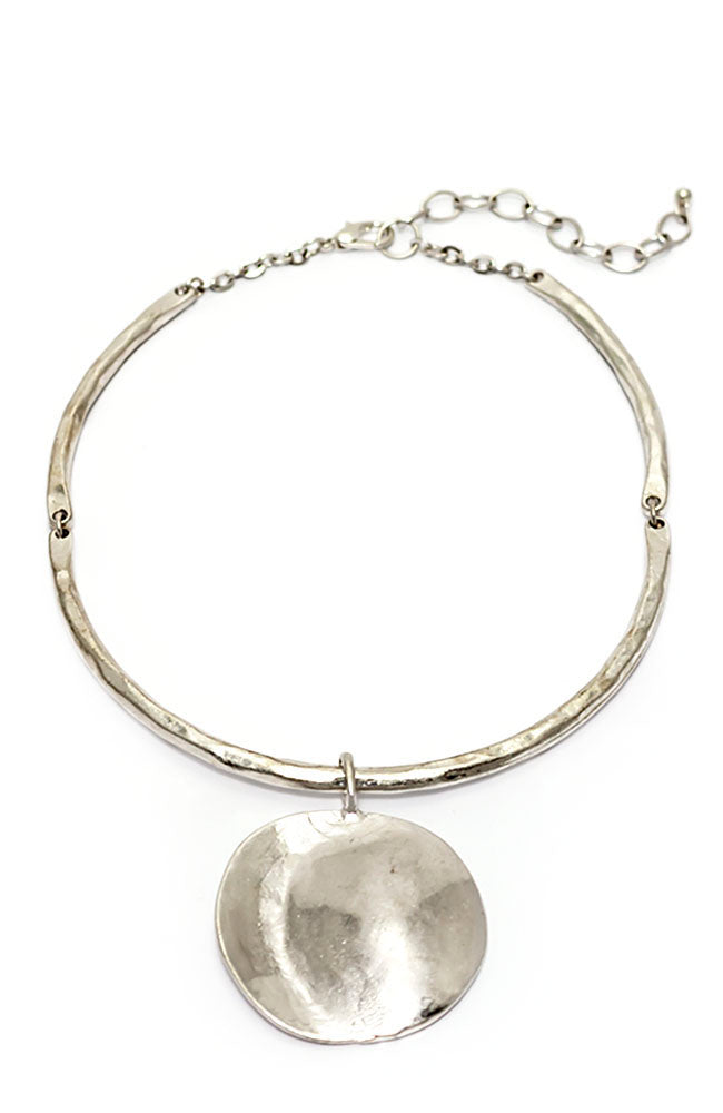 Silver Tone Collar With Round Disc Drop Necklace